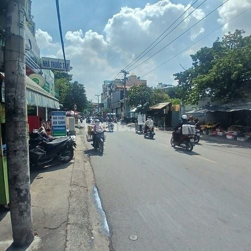 Cho Thuê Nhà Nguyễn Căn 409 Nơ Trang Long, (Ngay góc Nguyễn Xí), BT 