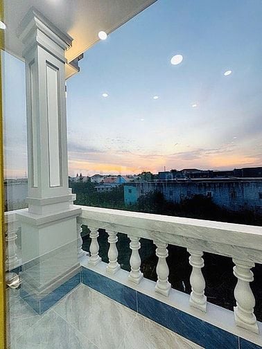 Nhà Quốc lộ 50, Tân Kim,Cần Giuộc.Thiết kế Sang Trọng , sổ sẵn cc liền