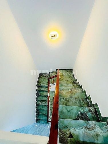 Nhà Quốc lộ 50, Tân Kim,Cần Giuộc.Thiết kế Sang Trọng , sổ sẵn cc liền