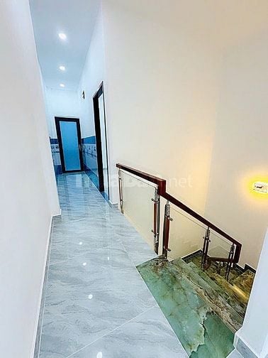 Nhà Quốc lộ 50, Tân Kim,Cần Giuộc.Thiết kế Sang Trọng , sổ sẵn cc liền