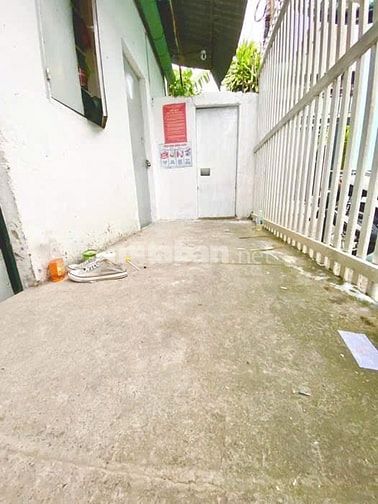 B.Á.N DÃY TRỌ LINH XUÂN - ĐƯỜNG 13 - 81M2- CẤP 4 - 3.X TỶ