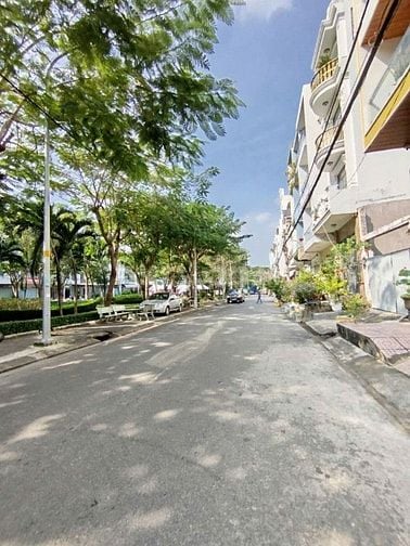 NGON NGẺ ! NHÀ BÁN ĐƯỜNG SỐ 64 Q6, VIEW CÔNG VIÊN (4X17) CHỈ 11,2 TỶ 