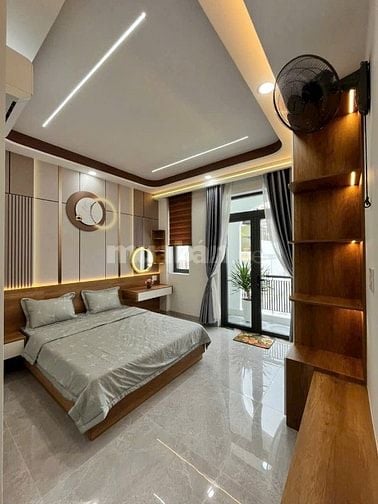 Hẻm xe hơi, 1 Xẹt  Nguyễn Súy 4x16 trệt lửng 3 lầu ST