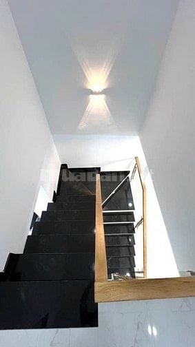 Cực hiếm !!! Nhà Trần Đình Trọng, Q11 – 2 lầu, 55m², giá chỉ 2.5 tỷ
