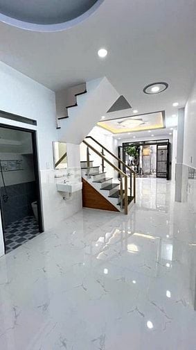 Cực hiếm !!! Nhà Trần Đình Trọng, Q11 – 2 lầu, 55m², giá chỉ 2.5 tỷ
