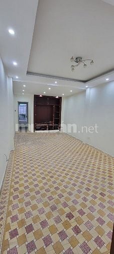 Cho thuê NNC 5 TẦNG MẶT TIỀN BẠCH ĐẰNG P24 Bình 
