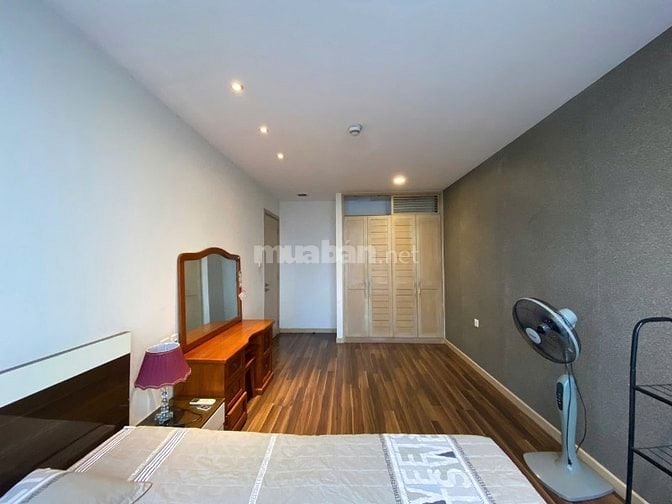 Chính chủ cho thuê căn hộ 4PN - 3WC tòa B Thăng Long Number 1