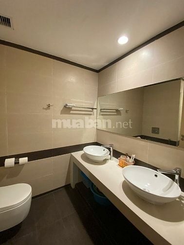 Chính chủ cho thuê căn hộ 4PN - 3WC tòa B Thăng Long Number 1