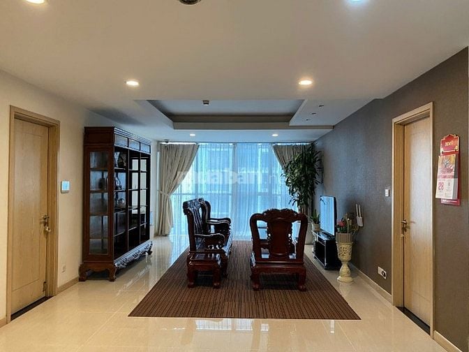 Chính chủ cho thuê căn hộ 4PN - 3WC tòa B Thăng Long Number 1