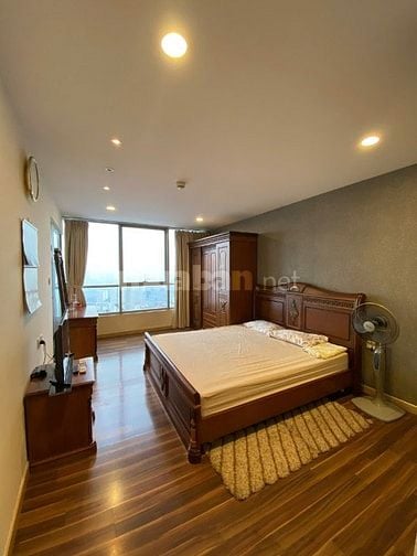 Chính chủ cho thuê căn hộ 4PN - 3WC tòa B Thăng Long Number 1