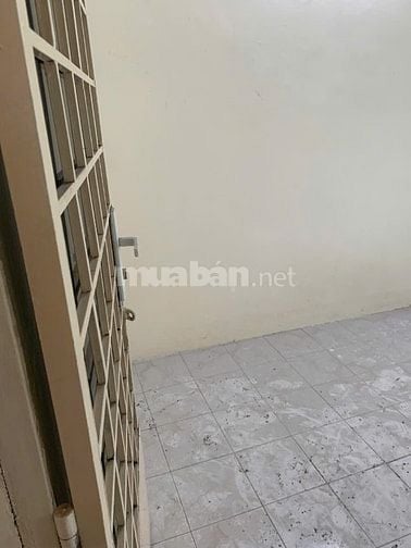 Cho thuê nguyên căn 3 lầu 3 phòng ngủ tại hẻm Trần Quang Diệu Quận 3