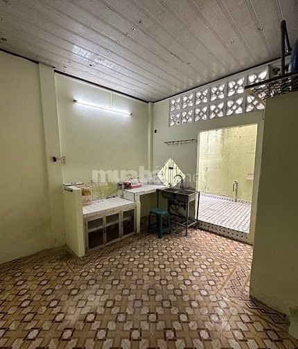 Quận 10 - 94m2 - Cạnh Mặt Tiền , Gần BigC Tô Hiến Thành - 9Tỷ6
