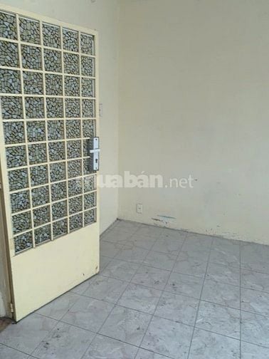 Cho thuê nguyên căn 3 lầu 3 phòng ngủ tại hẻm Trần Quang Diệu Quận 3