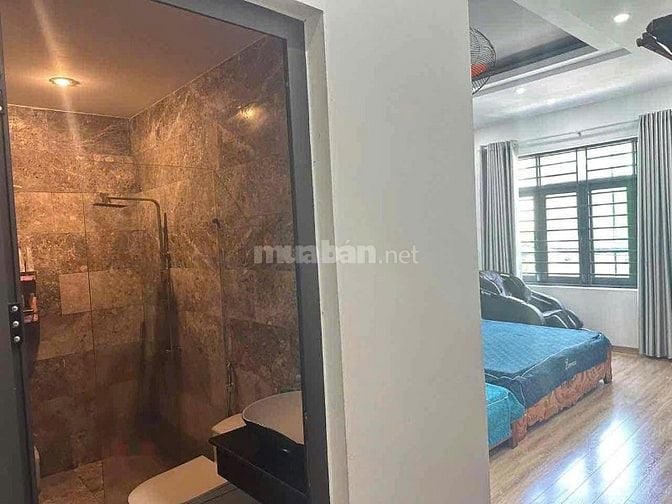 Cơ Hội Vàng Mua Nhà 4 Tầng Mặt Tiền Hoàng Thúc Trâm – Chỉ 9,x Tỷ (TL) 