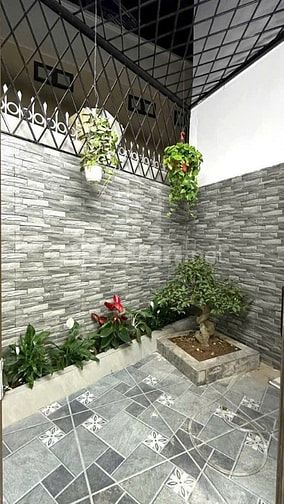 PHÂN LÔ HAI BÀ TRƯNG, NỞ HẬU, 2 THOÁNG TRƯỚC SAU, GARA Ô TÔ, THANG MÃY