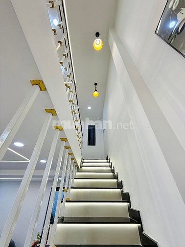 Nhà 4 lầu tuyệt đẹp CAO CẤP hẻm xe hơi 6m Lê Đức Thọ, P13, Q.Gò Vấp.