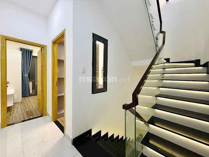 Nhà 4 lầu tuyệt đẹp CAO CẤP hẻm xe hơi 6m Lê Đức Thọ, P13, Q.Gò Vấp.