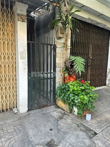 Bán nhà 114/2 Nguyễn Ngọc Nhựt, P.Tân Quý, Tân Phú, sát chợ Tân Hương