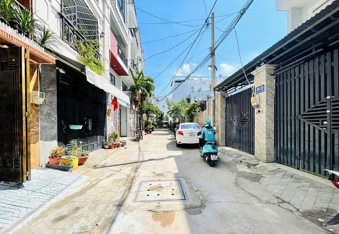 Nhà 4 lầu tuyệt đẹp CAO CẤP hẻm xe hơi 6m Lê Đức Thọ, P13, Q.Gò Vấp.