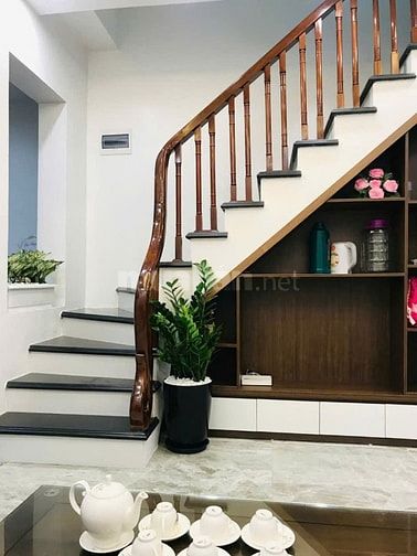NAM TỪ LIÊM - Ô TÔ ĐỖ CỬA - NỘI THẤT FULL- 6.66TỶ(thương lượng mạnh)