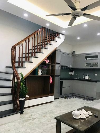 NAM TỪ LIÊM - Ô TÔ ĐỖ CỬA - NỘI THẤT FULL- 6.66TỶ(thương lượng mạnh)