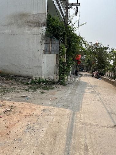 CC bán 43,3 m2 ba mặt tiền làng Đan Nhiễm, Khánh Hà, Thường Tín