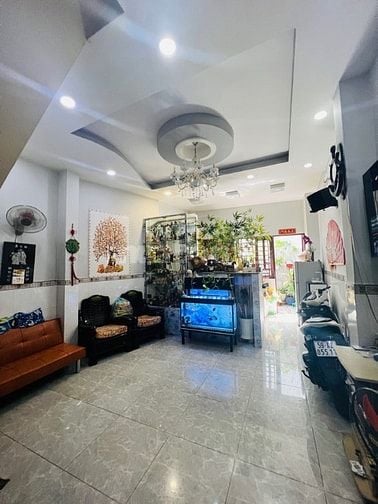 Bán nhà mặt tiền Kinh doanh quận 11, p1, 71 m2