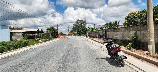 3428m2 đất thổ thị trấn Đức Hòa giá 41,2 tỷ