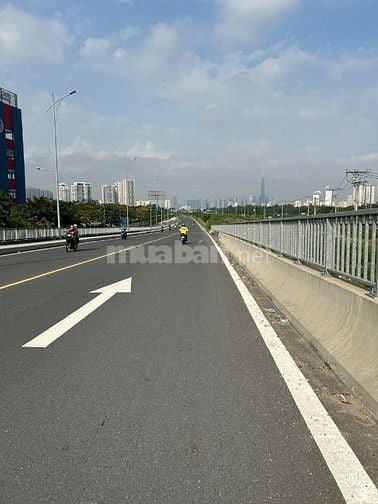 Kho 310m² Quận 2  – Giao thông thuận tiện, chứa hàng và sản xuất nhẹ!