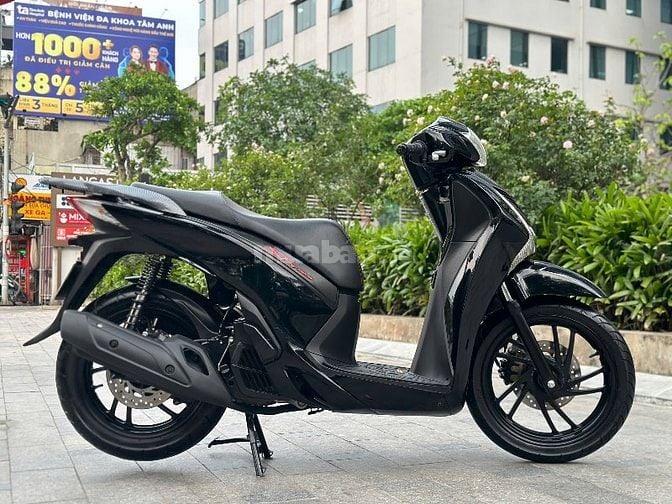 Cần Bán SH 150 Khoá Smartkey 2016 màu đen Biển Vip