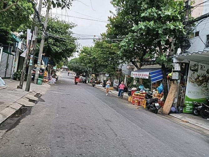 📌 Nhà đẹp gần biển Mỹ Khê – 1 hầm 4 tầng – giá mềm khu phố Tây