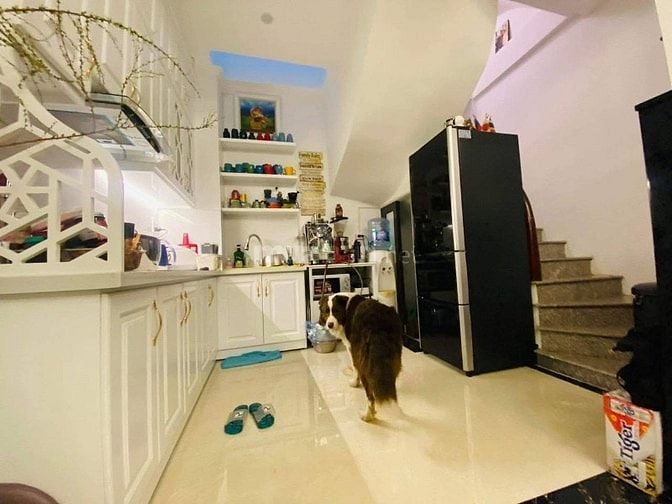 Siêu phẩm Nhà mặt ngõ Pháo Đài Láng xây 5T DT32m2 giá 7.2 tỷ
