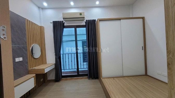 Cho thuê nhà 5 tầng full nội thất