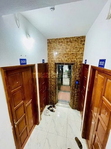 KHU VIP ĐỐNG ĐA, GẦN CHỢ, GẦN Ô TÔ, 6 TẦNG, THANG MÁY, 20 PHÒNG