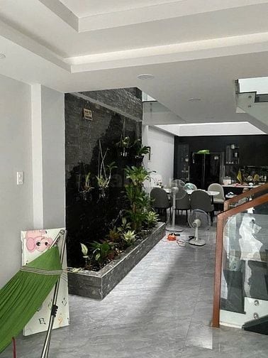 Bán gấp nhà Q5 do chủ đang cần tiền gấp !!! Giá 3ty150 gần trung tâm