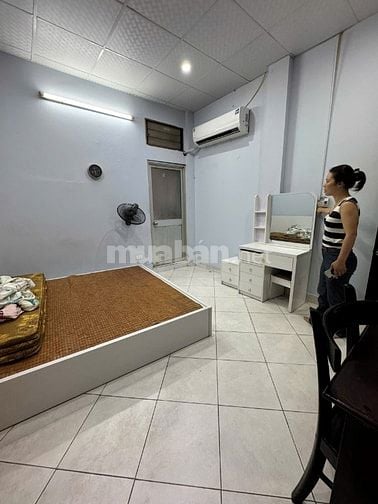 Nhà riêng DT 59m x 2 khối nhà ngõ 2 ôtô tránh tiện ở KD ngõ Linh Quang