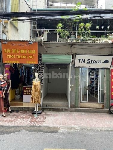 Cho thuê cửa hàng mới đẹp tại 236 Đê La Thành nhỏ, quận Đống Đa