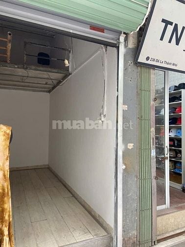 Cho thuê cửa hàng mới đẹp tại 236 Đê La Thành nhỏ, quận Đống Đa