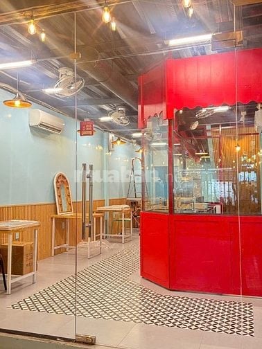 Sang nhượng quán mì trung tâm quận 7