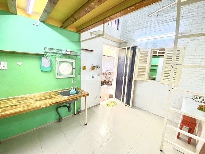 NHÀ SÂN RIÊNG 7tr6-2 PHÒNG,M.LẠNH,GÁC,WC,BẾP-Bình Thạnh[Chu Văn An-NTL