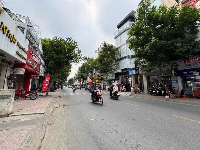 CHO THUÊ NHÀ MẶT TIỀN – ĐƯỜNG LÊ VĂN SỸ, PHÚ NHUẬN 