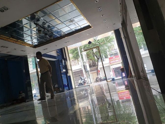 Cho thuê nhà mặt tiền kinh doanh đường Nguyễn Trãi, PHường 7, Quận 5
