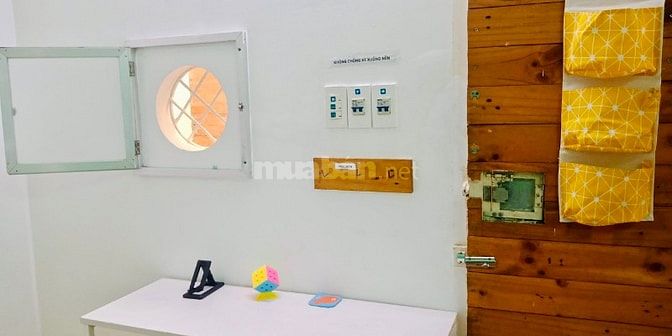 NHÀ SÂN RIÊNG 7tr6-2 PHÒNG,M.LẠNH,GÁC,WC,BẾP-Bình Thạnh[Chu Văn An-NTL