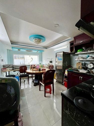 Bán nhà HXH, 5 tầng gần MT Nguyễn Khuyến P12, DTSD 150m2, 5.5 tỷ