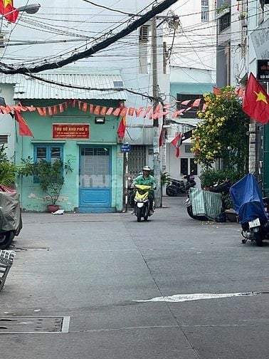 Bán nhà HXH, 5 tầng gần MT Nguyễn Khuyến P12, DTSD 150m2, 5.5 tỷ