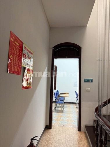  Chính chủ cho thuê nhà Biệt Thự lô góc Địa chỉ: Hoàng Ngân-Trung Hoà-
