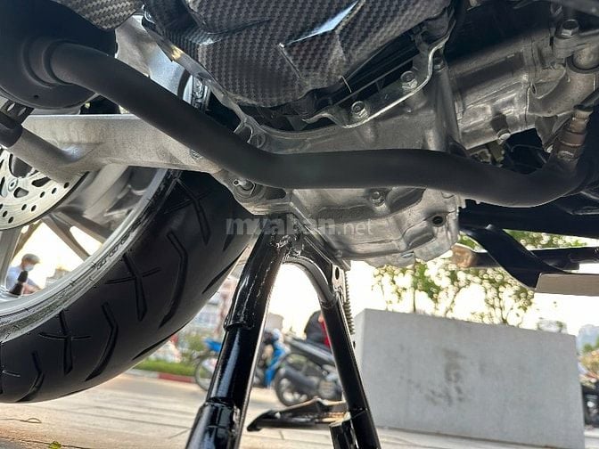 Cần bán SH 125 CBS cuối 2024 màu đen siêu mới