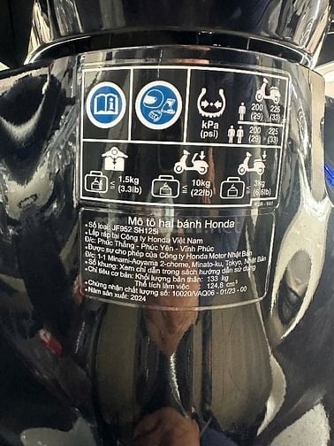 Cần bán SH 125 CBS cuối 2024 màu đen siêu mới