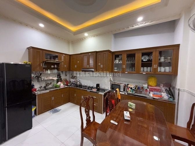 Lý Phục Man Cần Bán Gấp Căn Nhà 4 Tầng 5*13.2 Nhỉn 11 tỉ
