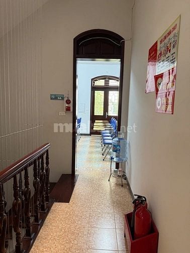  Chính chủ cho thuê nhà Biệt Thự lô góc Địa chỉ: Hoàng Ngân-Trung Hoà-
